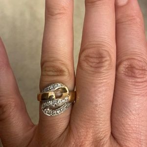 Gold ring
